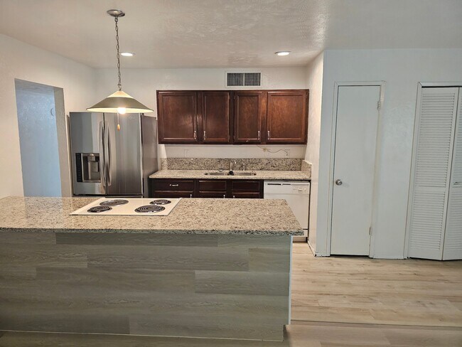 Foto del edificio - 524 Oldbridge Dr
