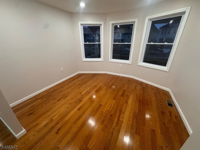 Foto del edificio - 515 West End Ave