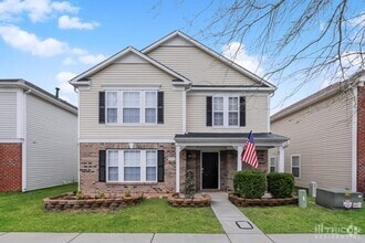 Building Photo - 815 Skywatch Ln