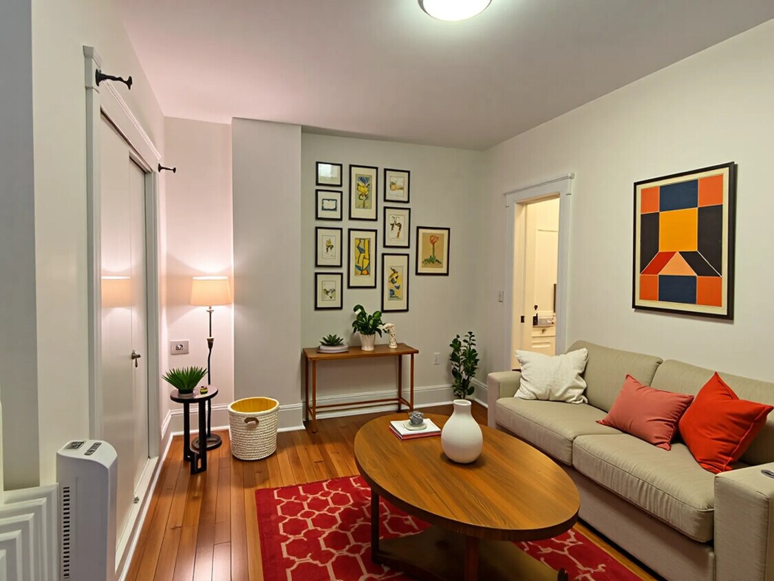 Foto principal - 41-43 Joy St. Unit 1