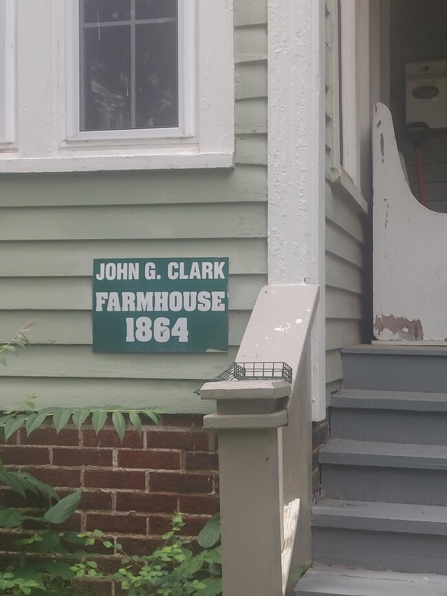 Plaque of 1864 Farm house - 705 W Healey St