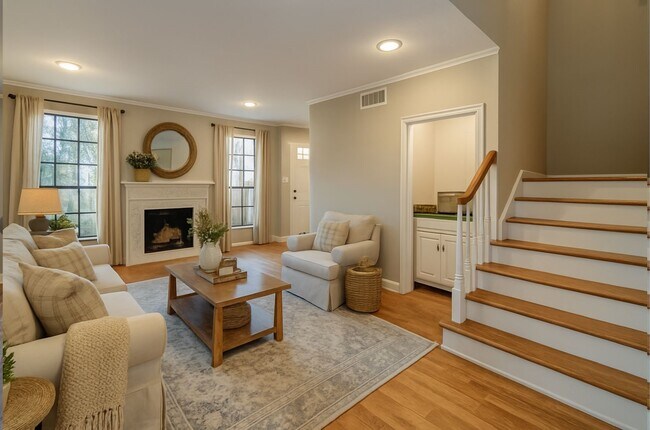 Foto del edificio - 4000 Purdue St