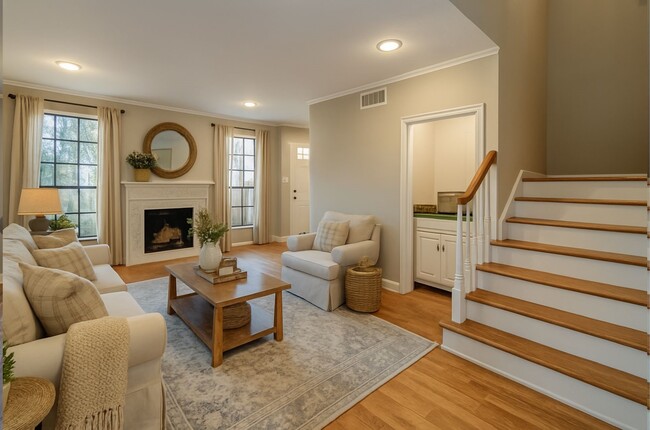 Building Photo - 4000 Purdue St