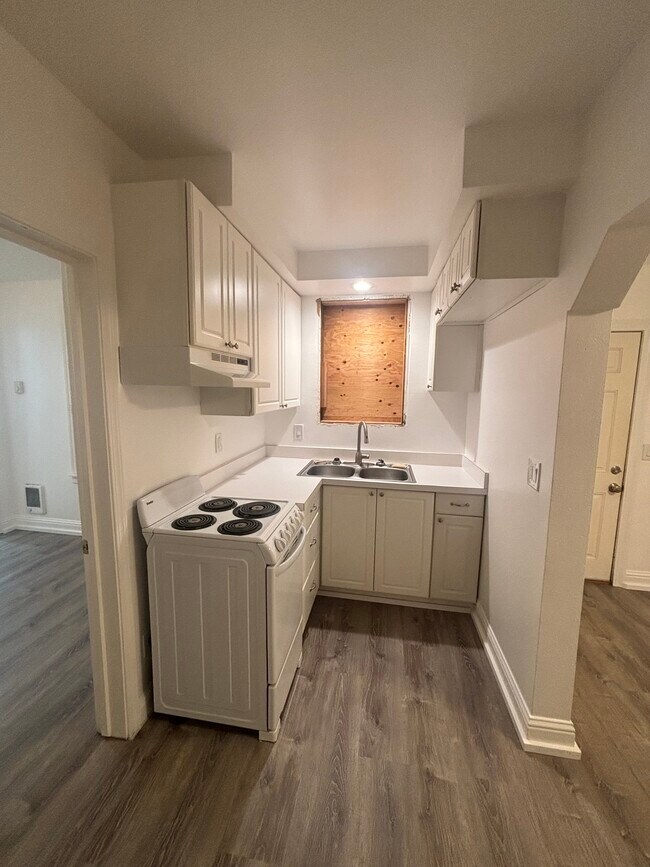 cocina - 1700 California Ave S