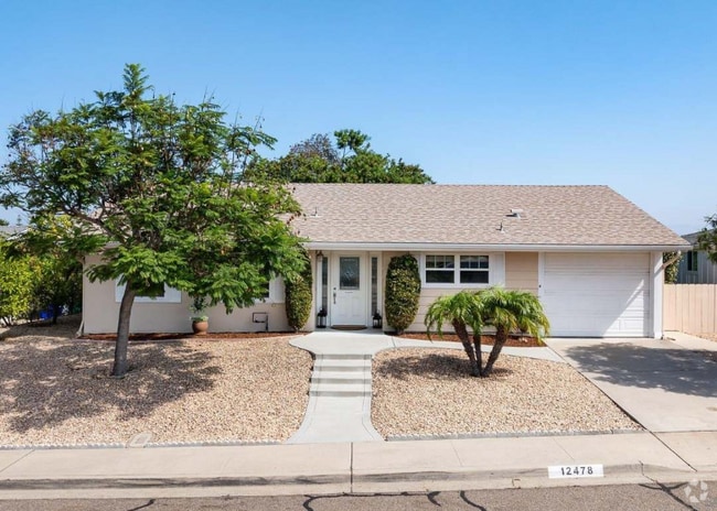 Building Photo - 12478 Senda Rd