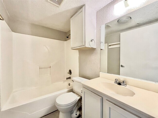 Foto del edificio - 701 W Sycamore St