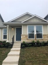 Building Photo - 2016 Arborside Dr