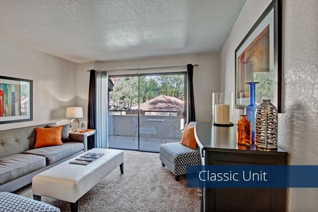 Building Photo - Castlepark