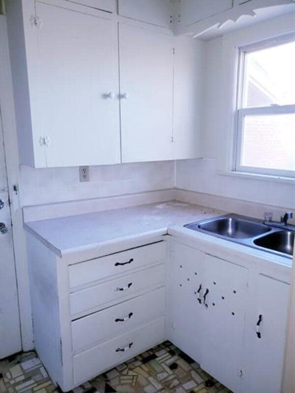 Building Photo - 400 S Hydraulic Ave