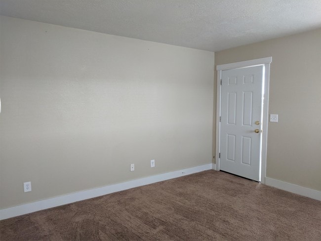 Building Photo - 2 Big River Rd