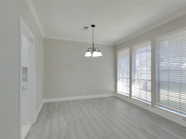 Building Photo - 7411 Las Brisas Dr