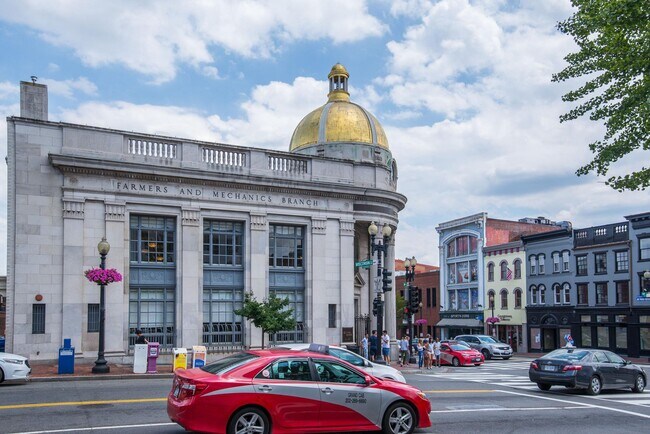 Foto del edificio - 1252 Wisconsin Ave NW