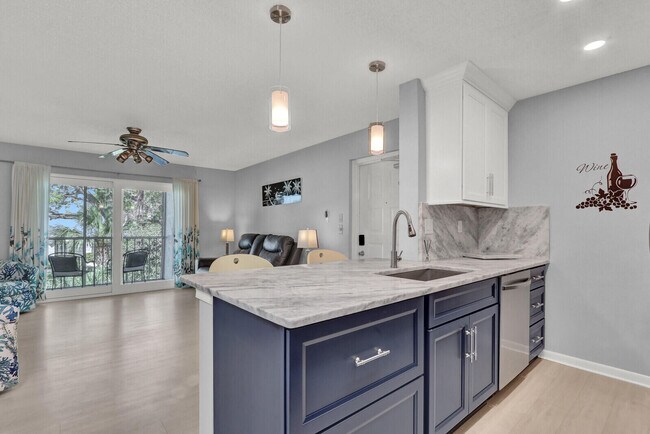 Building Photo - 2516 SE Anchorage Cove