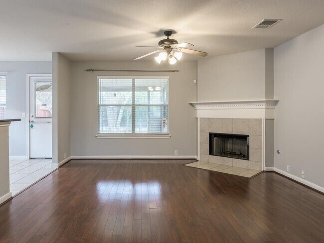 Foto del edificio - 2316 Paradise Ridge Dr