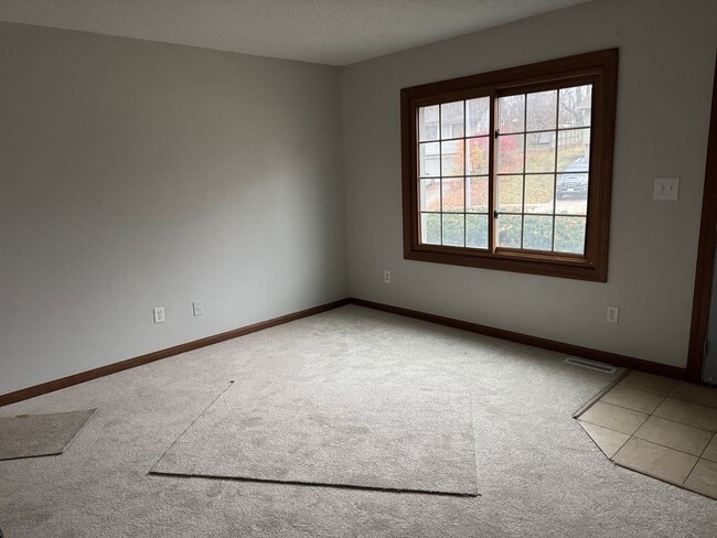 Foto del edificio - 2 bedroom duplex