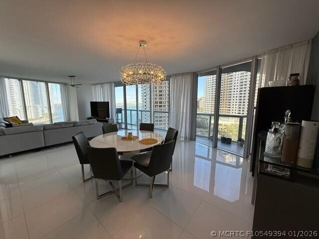 Building Photo - 465 Brickell Ave