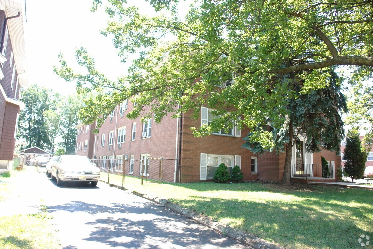 Foto del edificio - 710 Westfield Ave