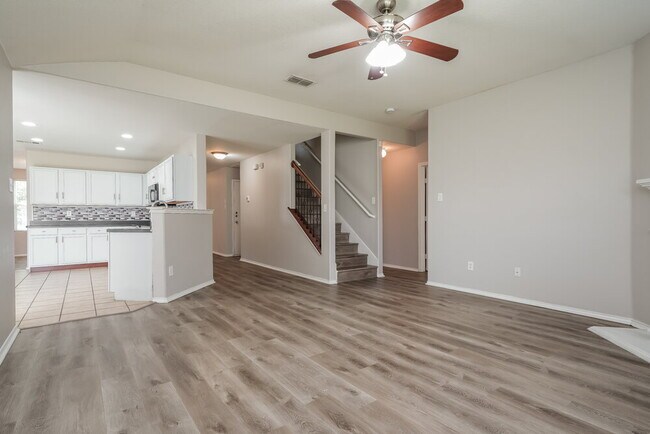 Foto del edificio - 1625 Grassy View Dr