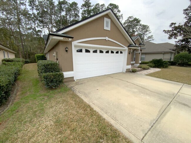 Building Photo - 1275 Paradise Pond Rd