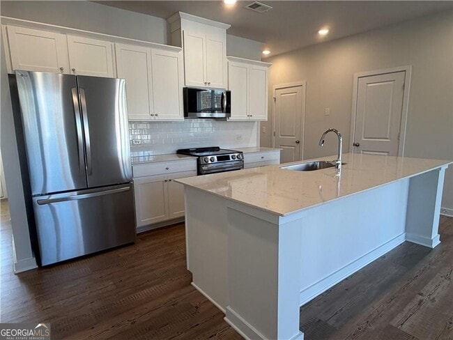 Building Photo - 1713 Harper Lily Ln