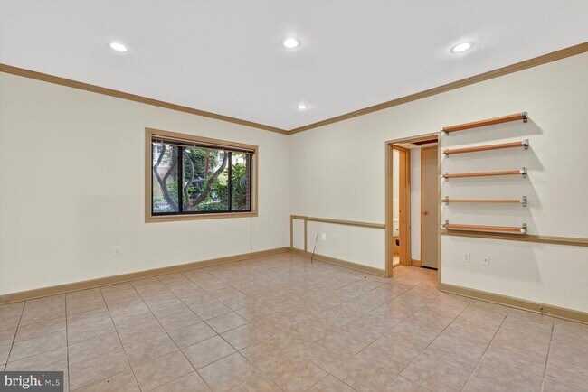 Foto del edificio - 4114 Davis Pl NW