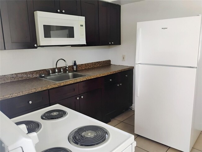 Foto del edificio - 254 SW 15th St