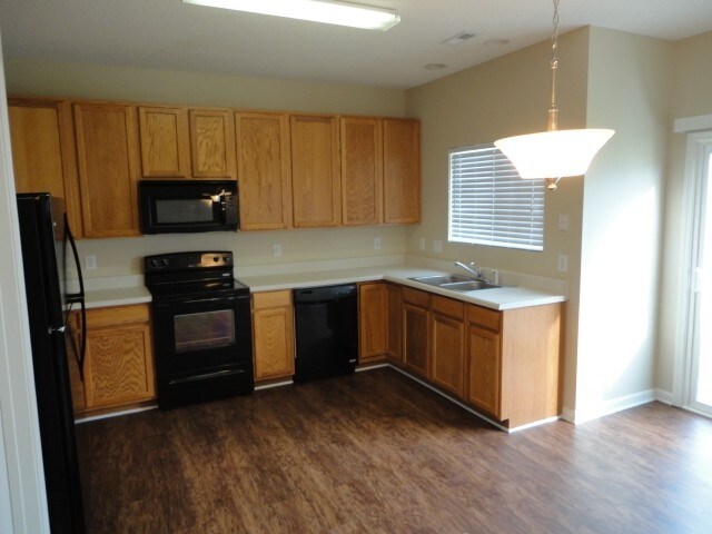 Building Photo - 4406 Snowcrest Ln
