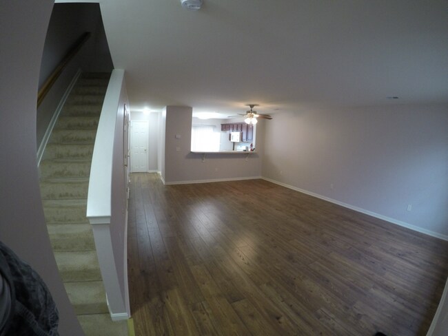 Foto del edificio - 2123 Quail Hollow Dr