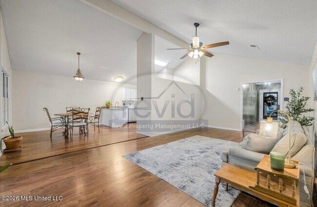 Building Photo - 7194 Atterbury Cir E