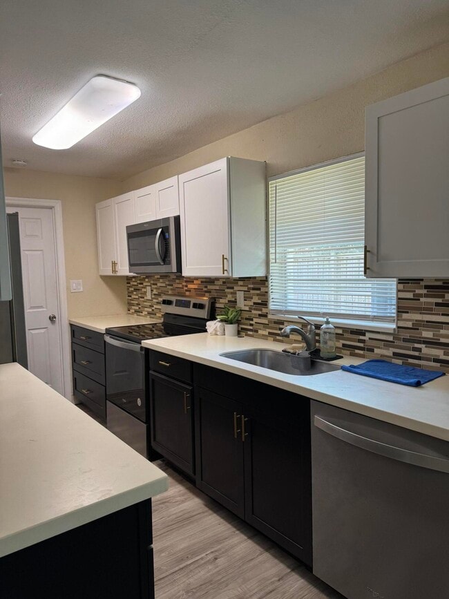 Foto del edificio - 1604 SE Apache Ave