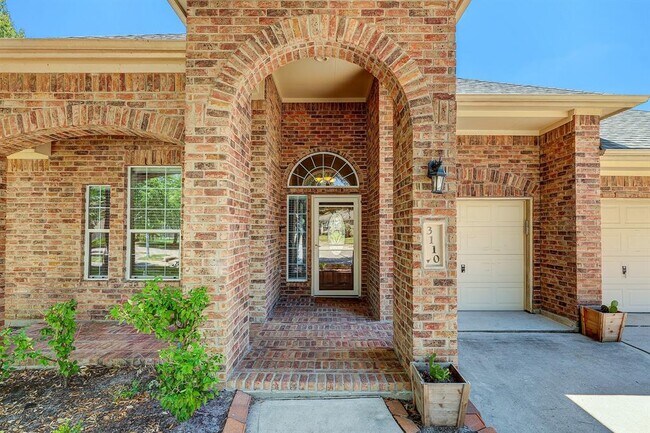 Building Photo - 3110 Leaf Vines Ln