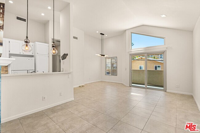 Foto del edificio - 3954 Bancroft St