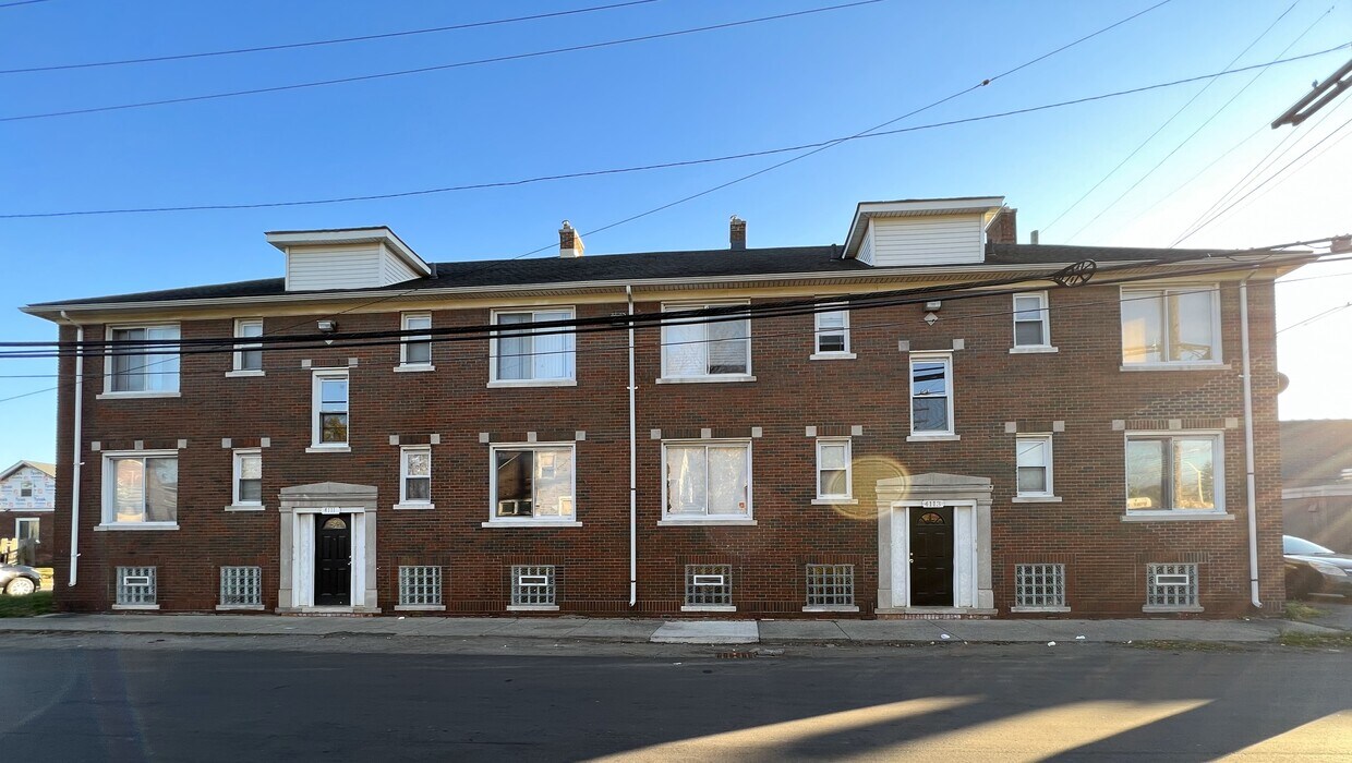Building Photo - 4113 Midland St