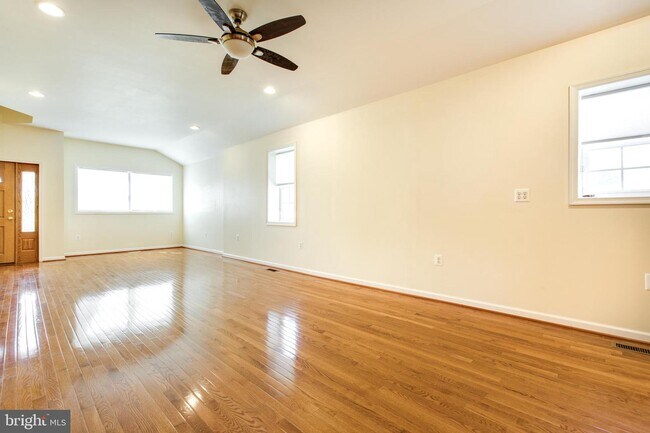 Building Photo - 1222 Reece Rd