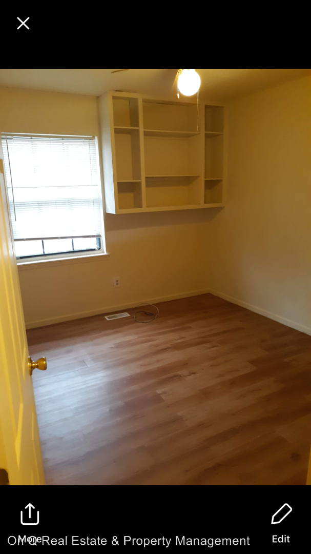 Foto del edificio - 5 br, 3.5 bath House - 2109 Ridge Road