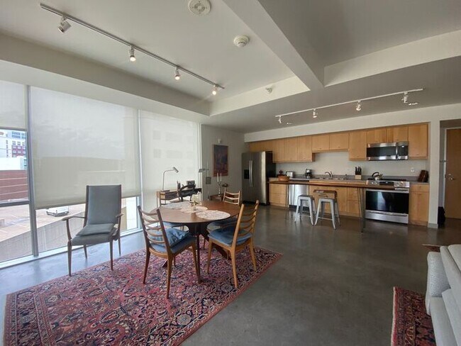 Foto del edificio - $2,600 | 1 Bedroom, 2 Bathroom Luxury Condo | No Pets | Available for an August 1st, 2026 move-in!