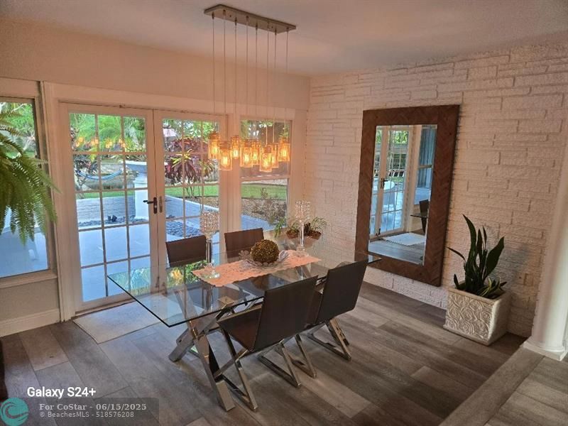 Foto principal - 4070 NE 16th Ave