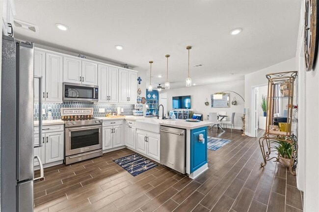 Building Photo - 6804 Westview Dr