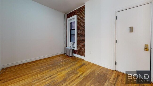 Foto del edificio - 312 E 91st St