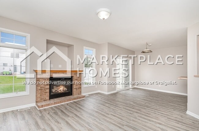 Building Photo - 313 Manning Dr