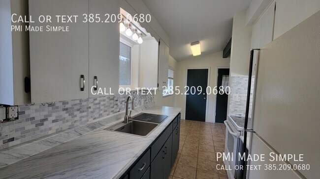 Building Photo - Remodeled 3BR House in Orem with a Spaciou...