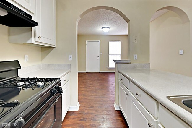 Foto del edificio - 6728 Chesepeake Trail