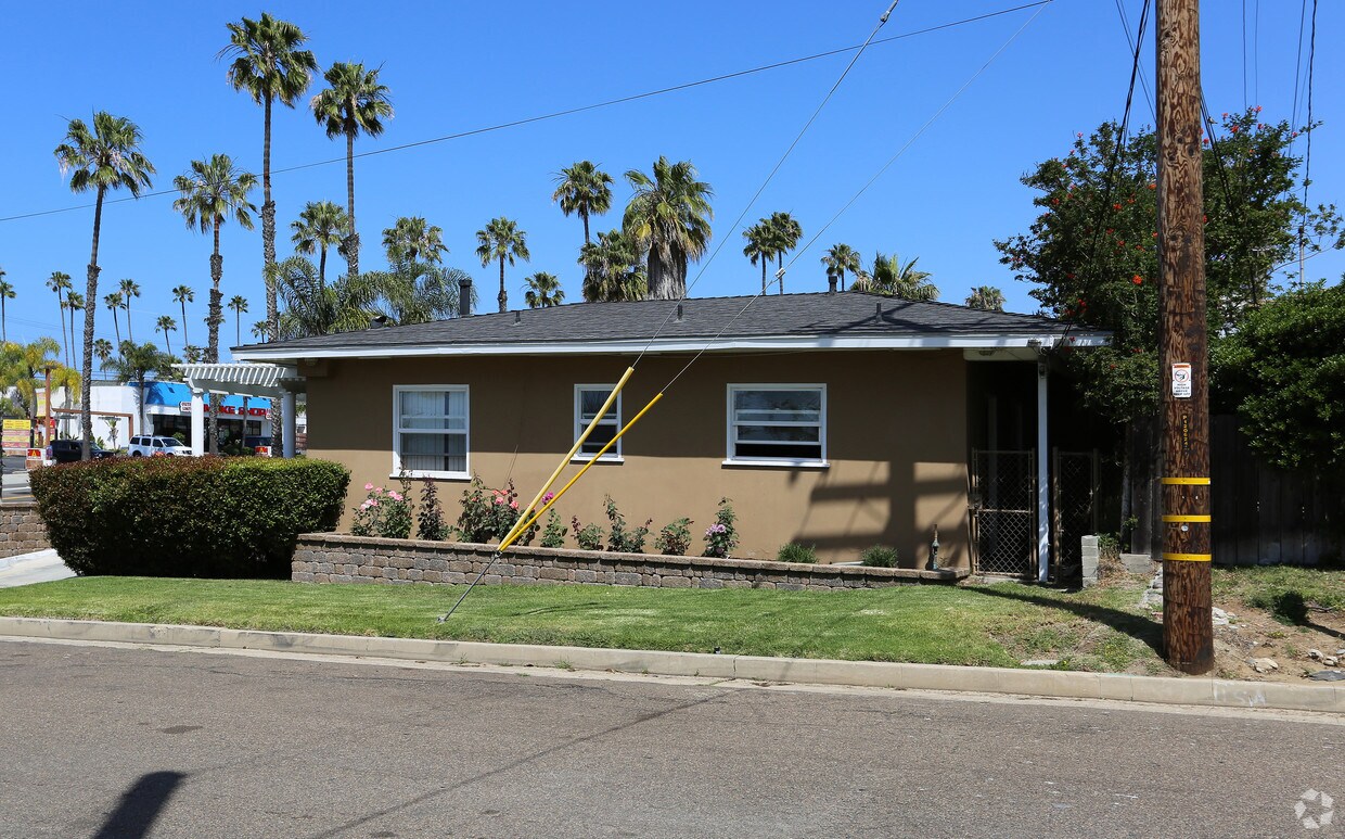 Seabird Apartments Oceanside, CA