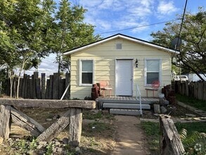Building Photo - 7603 Alcove Ave