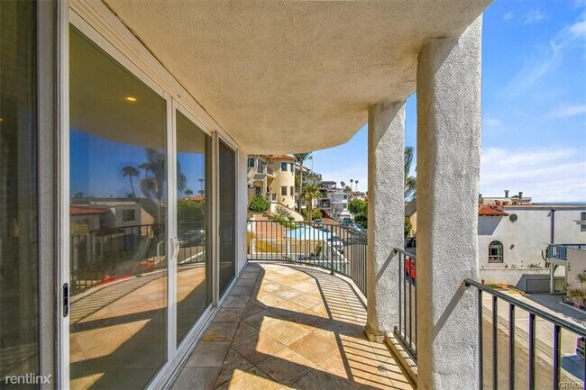 Foto del edificio - 2 br, 1.5 bath Condo - 427 Avenida Santa B...