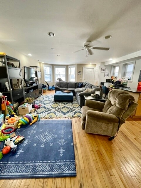 Foto del edificio - 3839 N Wayne Ave