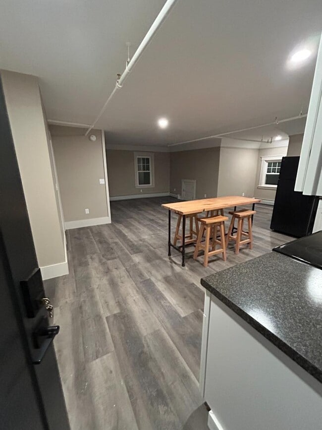 Foto del edificio - 365 Summer St