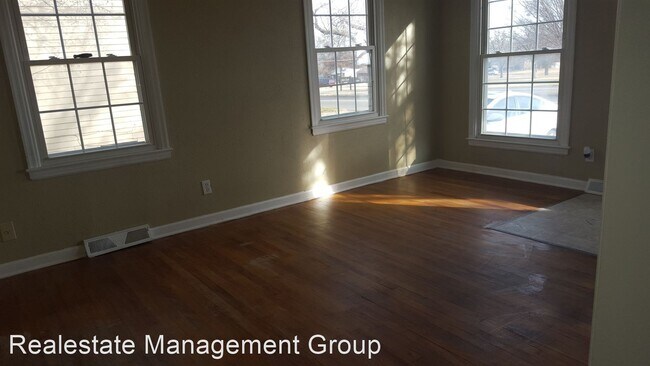 Building Photo - 3 br, 1 bath House - 939 N Edgemoor