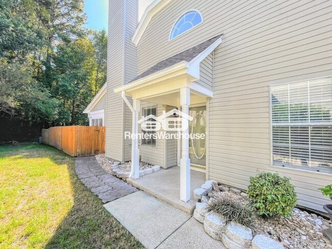 Building Photo - 2909 Saville Garden Way