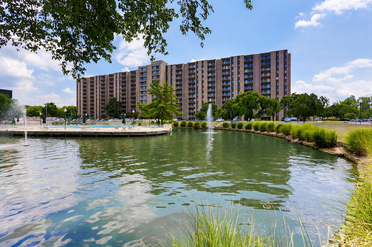 Seven Springs Apartments Alquileres en College Park, MD